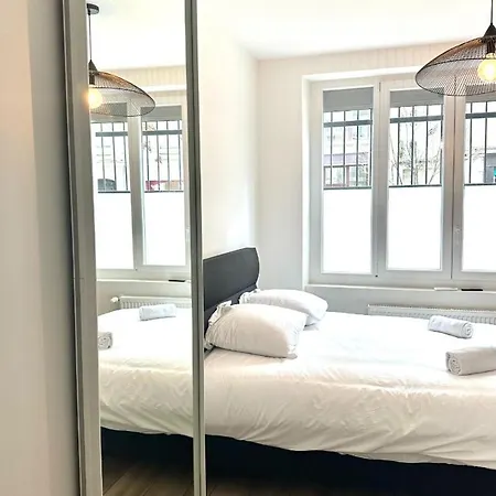 Le Felix 3, Studio Entierement Equipe Et Amenage Pour Accueillir Confortablement 2 Personnes, Tout Proche De La Gare De Sur L'avenue Felix Viallet *